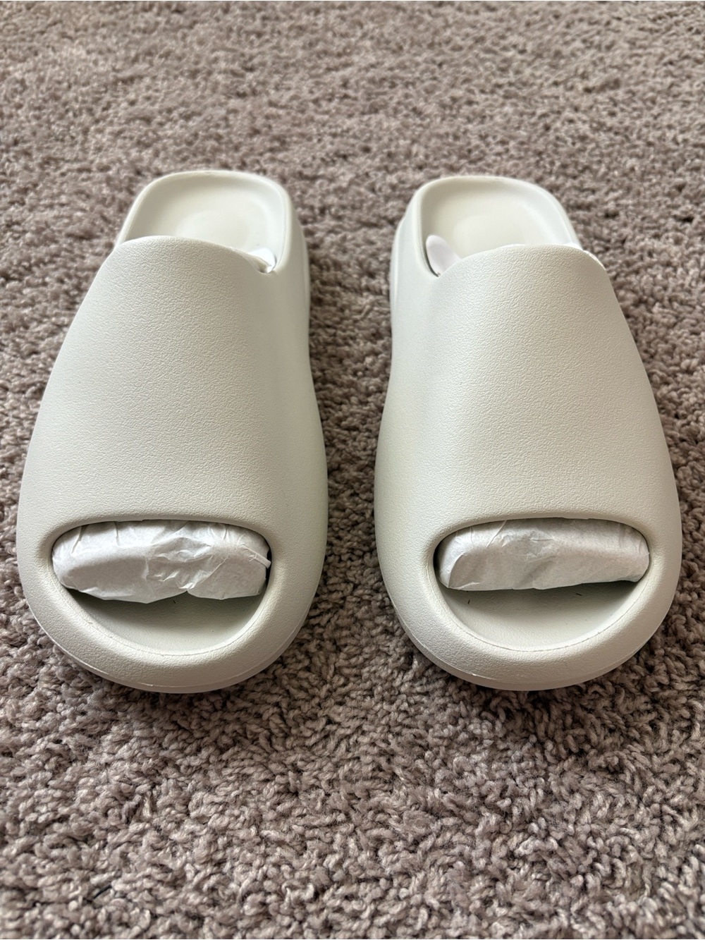 Yeezy Slides YZY Sandal Cream Beige YS-01 Men’s Size 11 New in Dust Bag